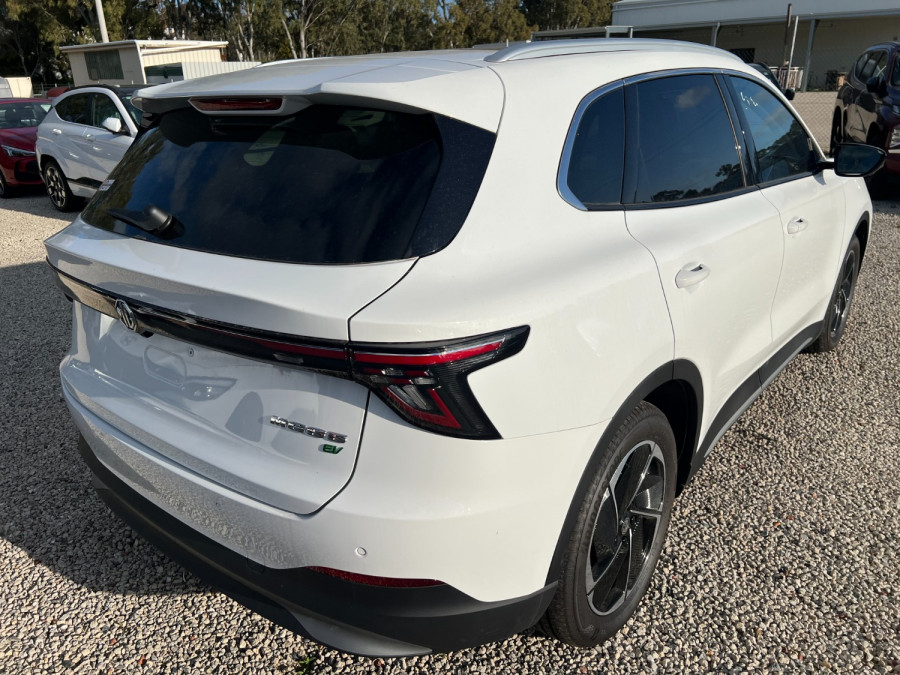 2025 MG MGS5 EV ZS3EM Essence 62 SUV Image 5