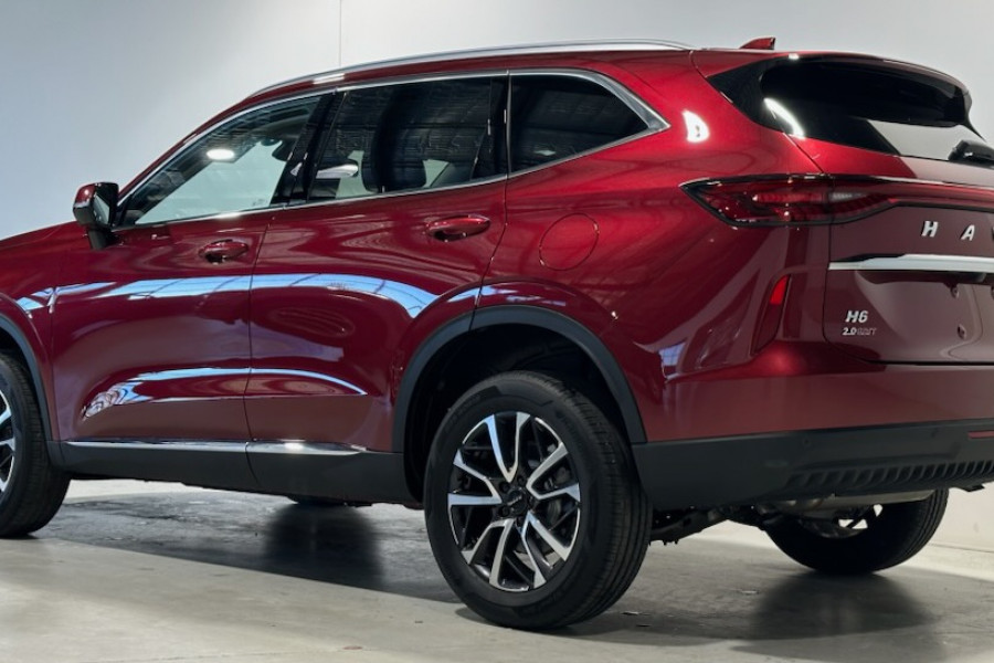 2025 GWM Haval H6 B01 Lux SUV Image 6