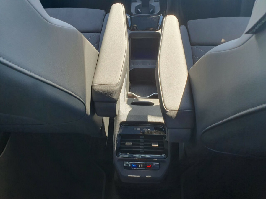 2025 MY25.5 Volkswagen ID. 4 E2 Pro SUV Image 23