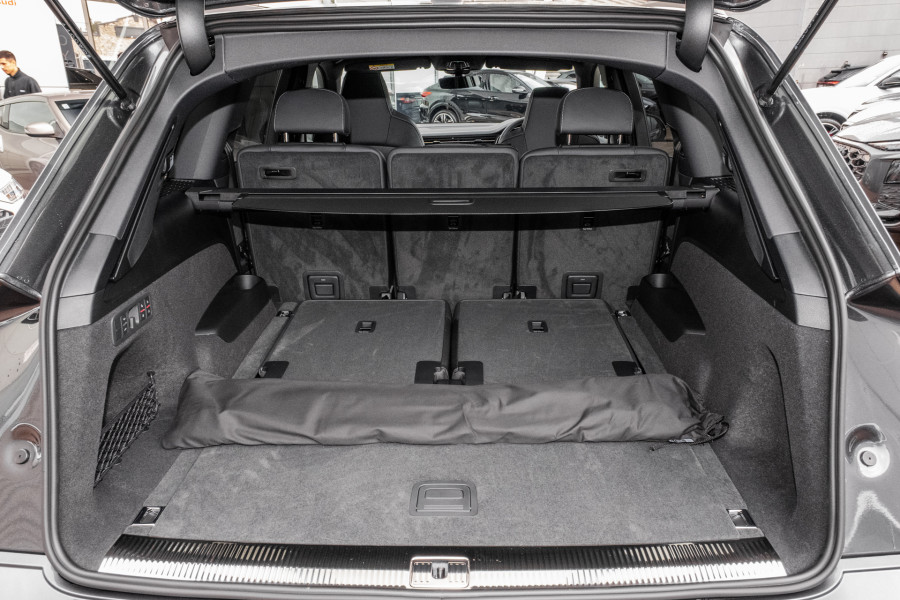 2026 MY25 Audi SQ7 4M TFSI SUV