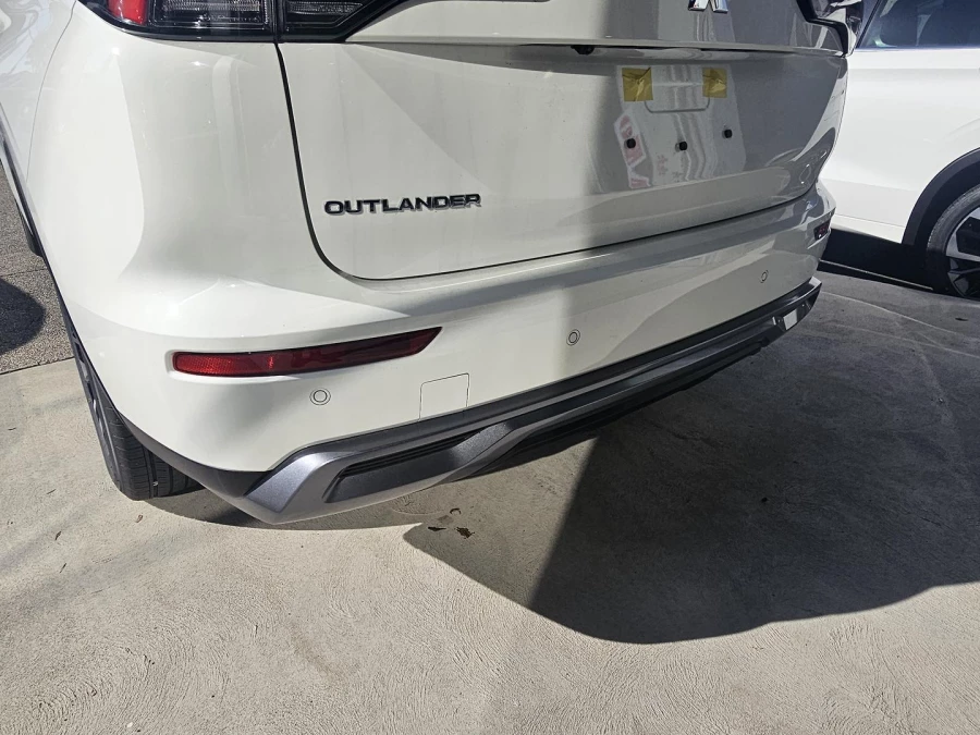 2026 Mitsubishi Outlander ZM LS SUV Image 8