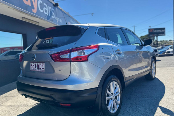 2016 Nissan QASHQAI J11 ST SUV Image 6