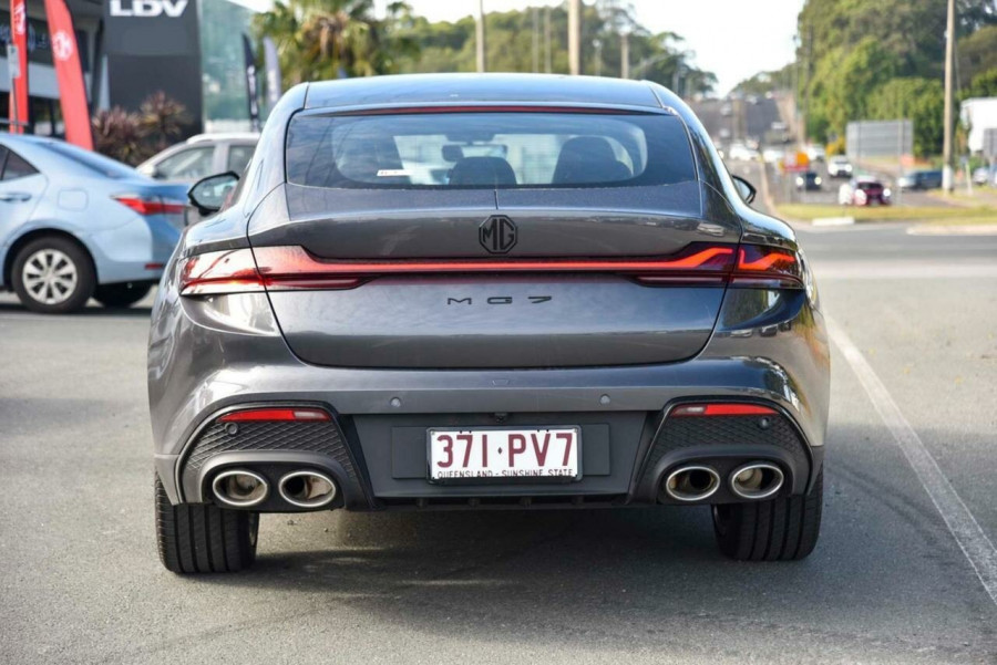 2025 MG MG7 IP42 Essence Sedan Image 3