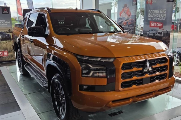 2025 Mitsubishi Triton MV GSR Ute Image 3