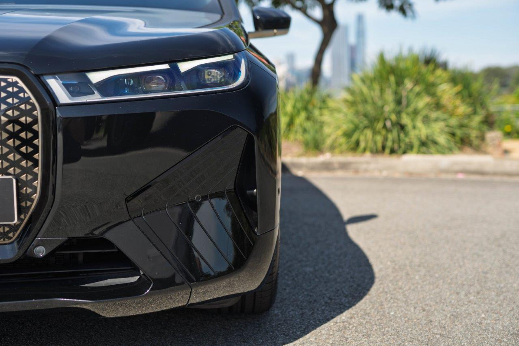 2022 BMW Ix M60 SUV Image 8