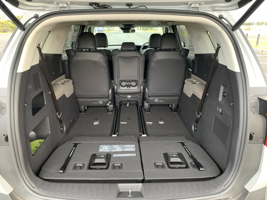 2026 Kia Carnival KA4 PE GT-Line HEV People Mover Image 11