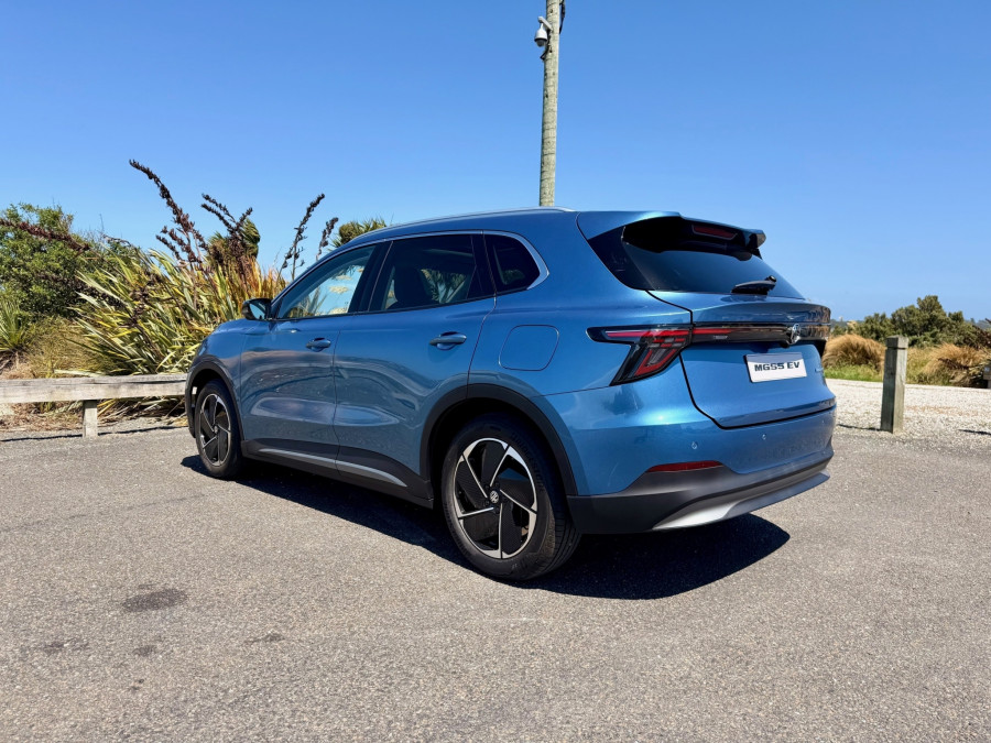2026 MY25 MG MGS5 EV ZS3EM Essence 62 SUV Image 5