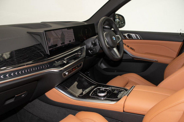 2026 BMW X5 G05 LCI xDrive30d M Sport SUV image 8