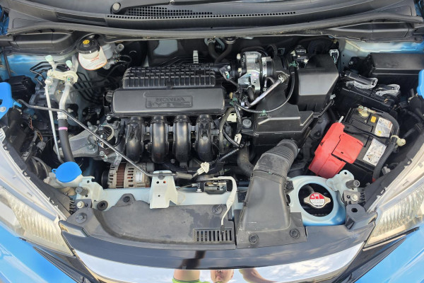2015 Honda Jazz GF VTi Hatch Image 28