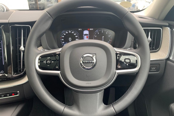 2020 Volvo XC60 UZ T5 Inscription Suv Image 4