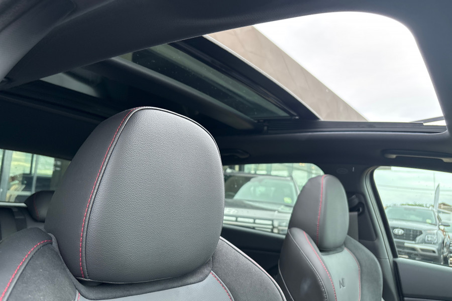 2025 Hyundai i30 PDe.V6  N Line Premium Hatch Image 12