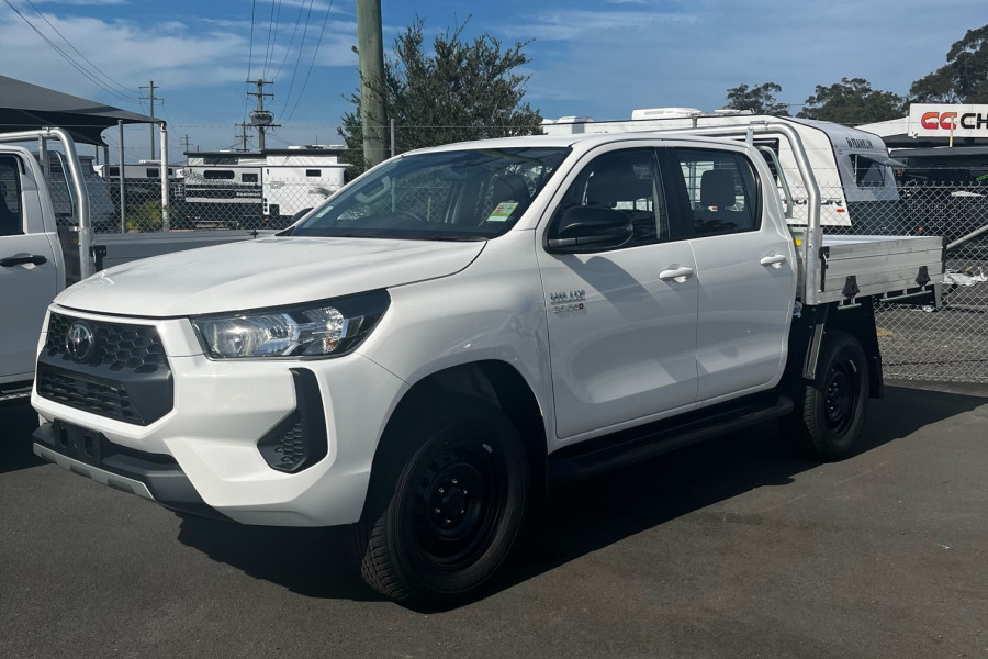 2025 Toyota HiLux GUN126R SR 4x4 Cab Chassis Image 6