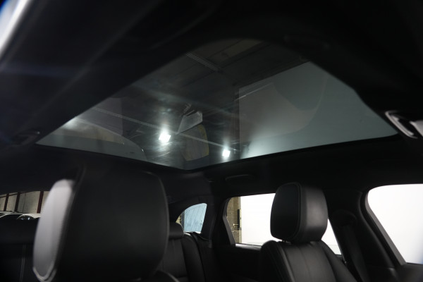 2022 Land Rover Range Rover Velar L560 P250 R-Dynamic SE SUV Image 25
