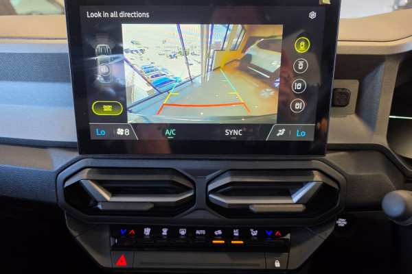 2025 Renault Duster X1311 Techno  SUV Image 21