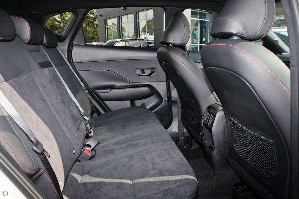 2026 Hyundai KONA SX2.V3 Premium N Line SUV Image 8