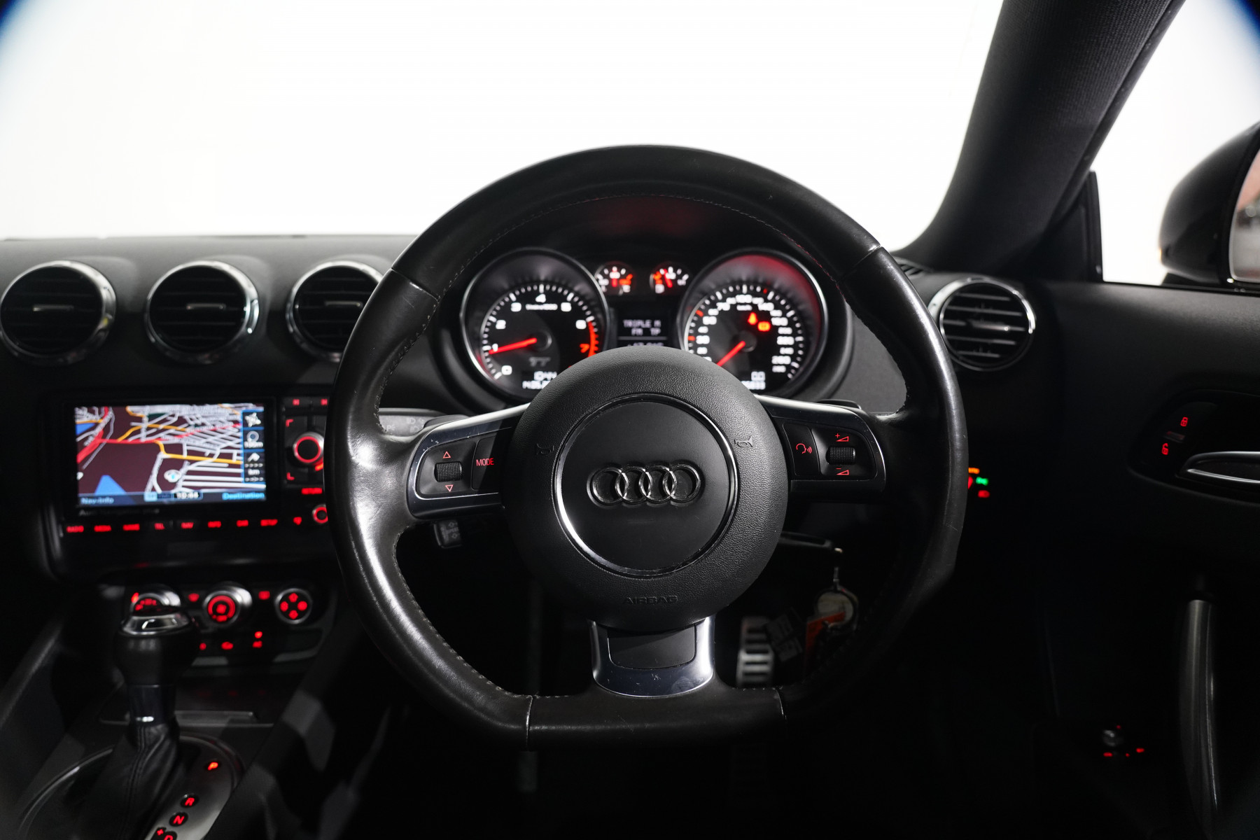 2010 Audi Tt 2.0 Tfsi Coupe Image 13