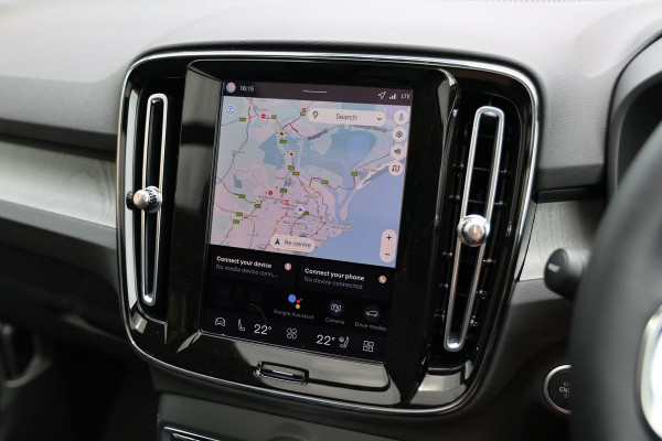 2025 MY26 Volvo XC40 XZ Plus B4 SUV Image 18