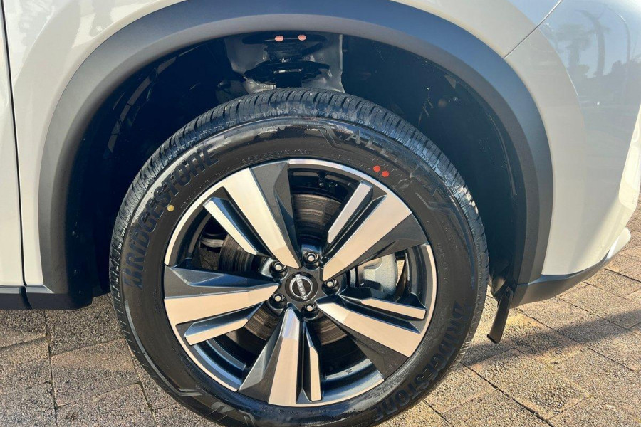 2024 Nissan X-TRAIL T33 Ti-L e-POWER SUV Image 10