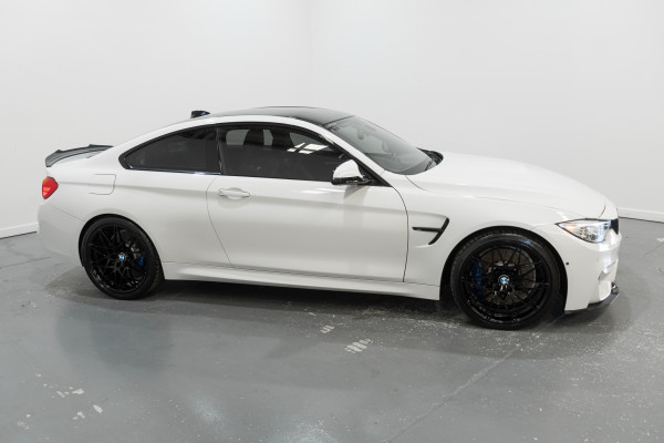 2016 BMW M4 Coupe Image 7