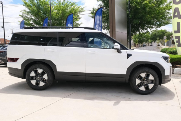 2026 Hyundai Santa Fe MX5.V2 Hybrid SUV Image 5