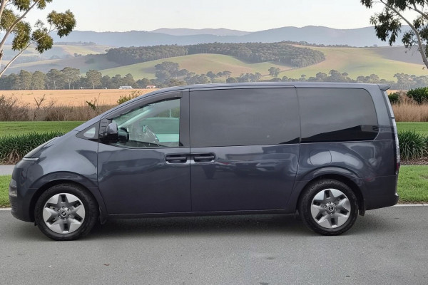 2023 Hyundai Staria US4.V2  People Mover Image 4