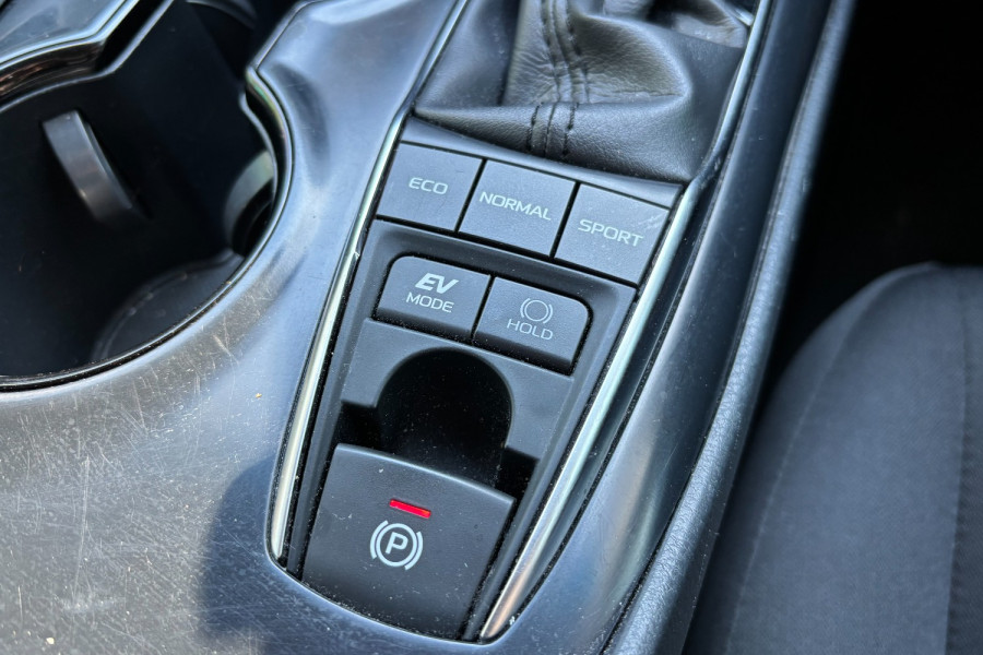2019 Toyota Camry AXVH71R Ascent Sedan Image 17