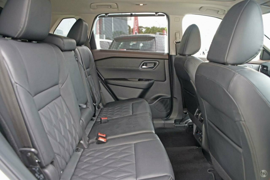 2024 MY25 Nissan X-Trail T33 Ti-L SUV Image 6