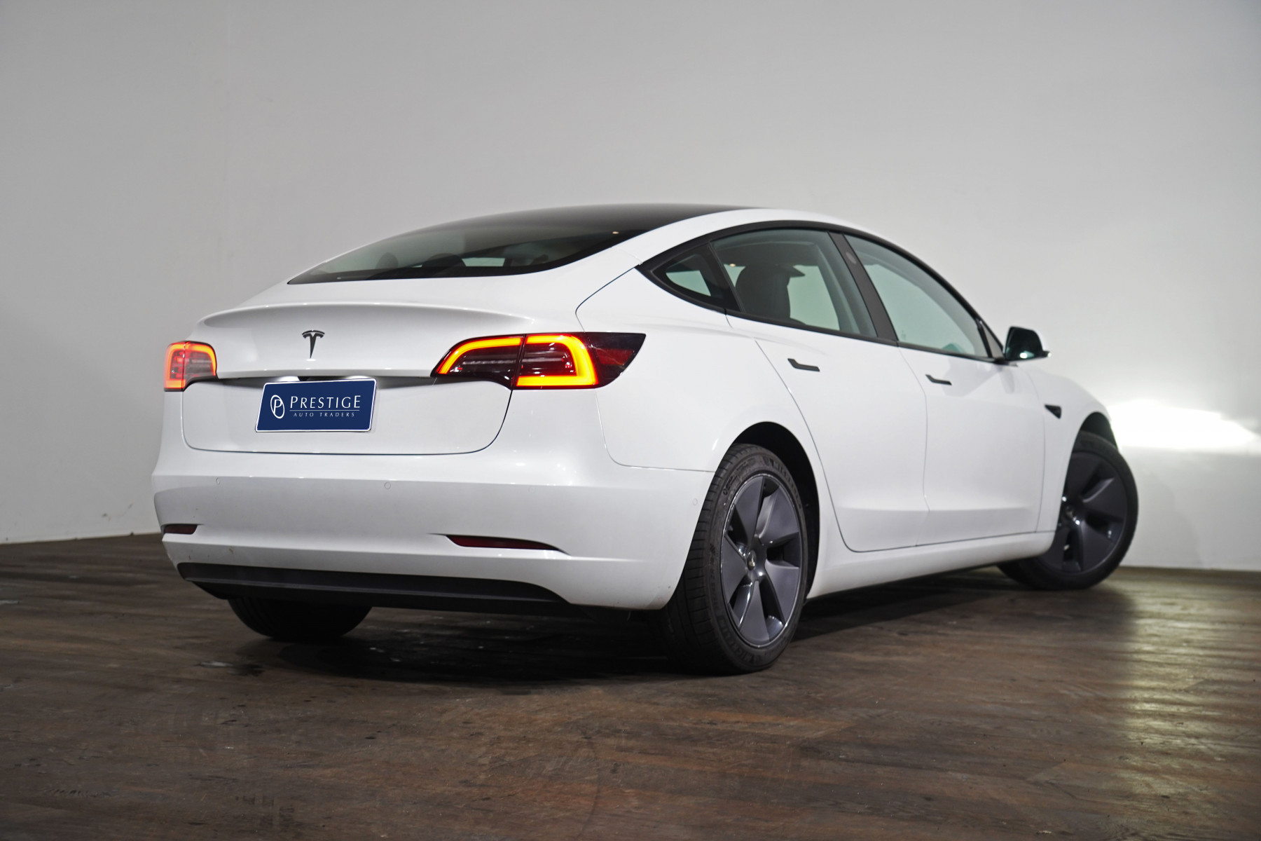 2022 Tesla Model 3 3 Rear-Wheel Drive Sedan Image 7