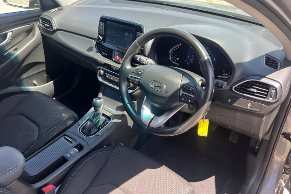 2022 Hyundai i30 PD.V4  Hatch Image 12