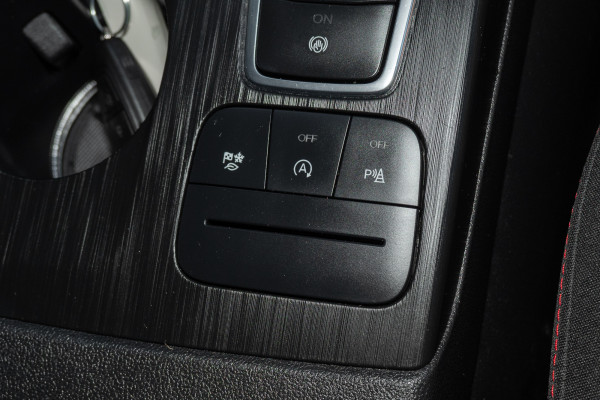 2020 MY21.25 Ford Escape ZH ST-Line SUV Image 14