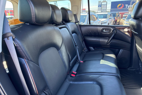 2022 Nissan Patrol Y62 Ti SUV Image 13