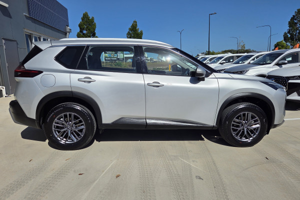 2024 MY25 Nissan X-Trail T33 ST SUV Image 2