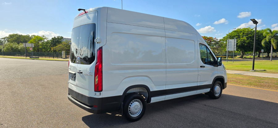 2025 LDV Deliver 9  High Roof LWB Van Image 14