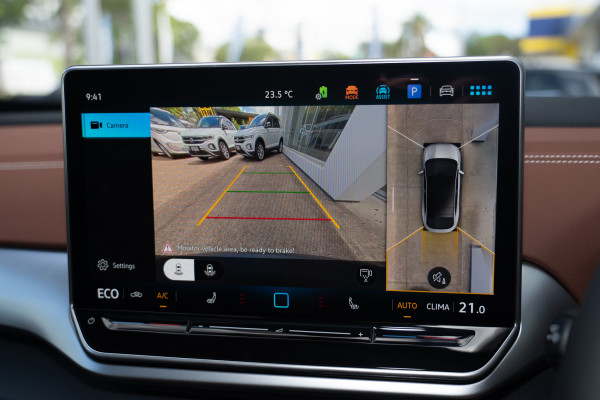 2025 Volkswagen ID. 5 E2 Pro SUV Image 15