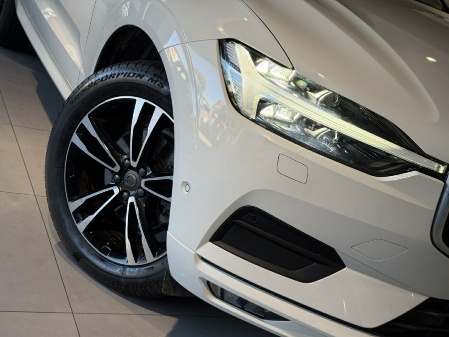 2021 Volvo XC60 UZ T5 Momentum SUV Image 2