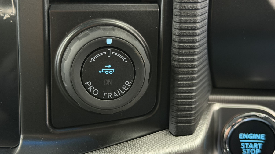2024 Ford F-150  Lariat Dual Cab Image 35