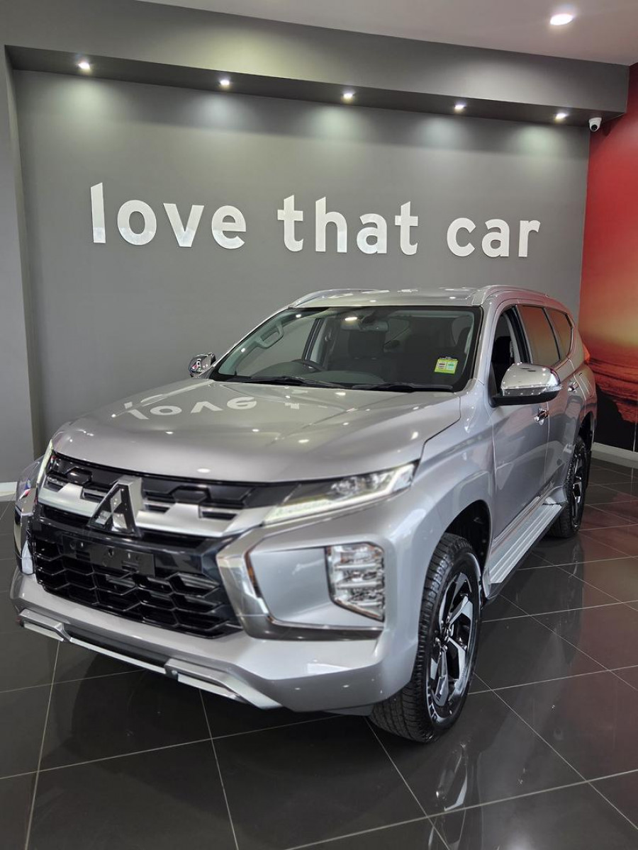 2025 Mitsubishi Pajero Sport QG GLS SUV Image 3