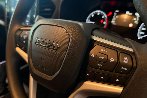 2026 MY25.5 Isuzu D-MAX RG SX Cab Chassis Image 15