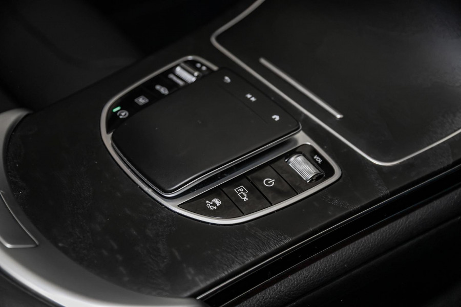 2022 Mercedes-Benz GLC-Class X253 GLC200 SUV Image 28