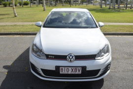 Volkswagen Golf GTI 7