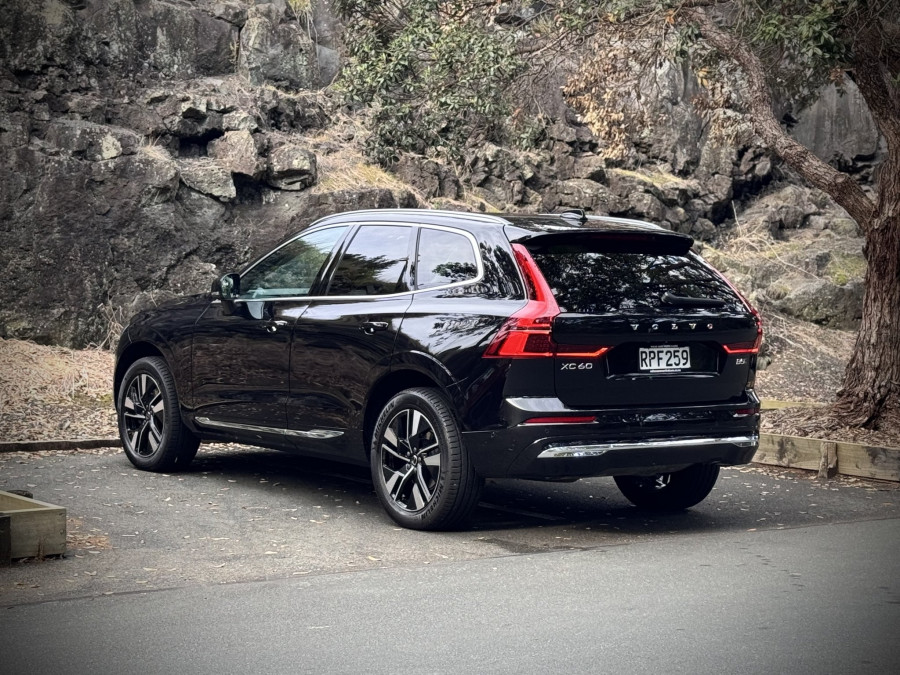 2026 Volvo XC60 UZ Plus B5 SUV Image 8