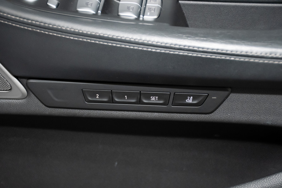 2020 BMW 7 Series 30d Sedan Image 14