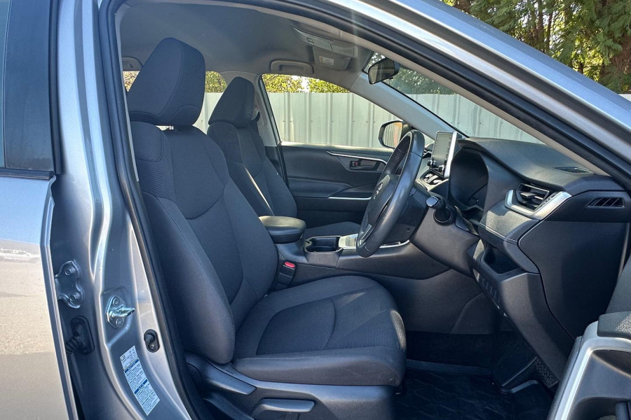 2020 Toyota RAV4 AXAH54R GX SUV Image 10