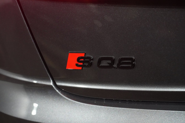 2021 Audi SQ8 F1 TDI SUV Image 9