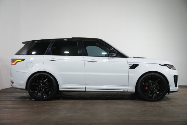 2021 Land Rover Range Rover Sport P575 SVR SUV Image 4