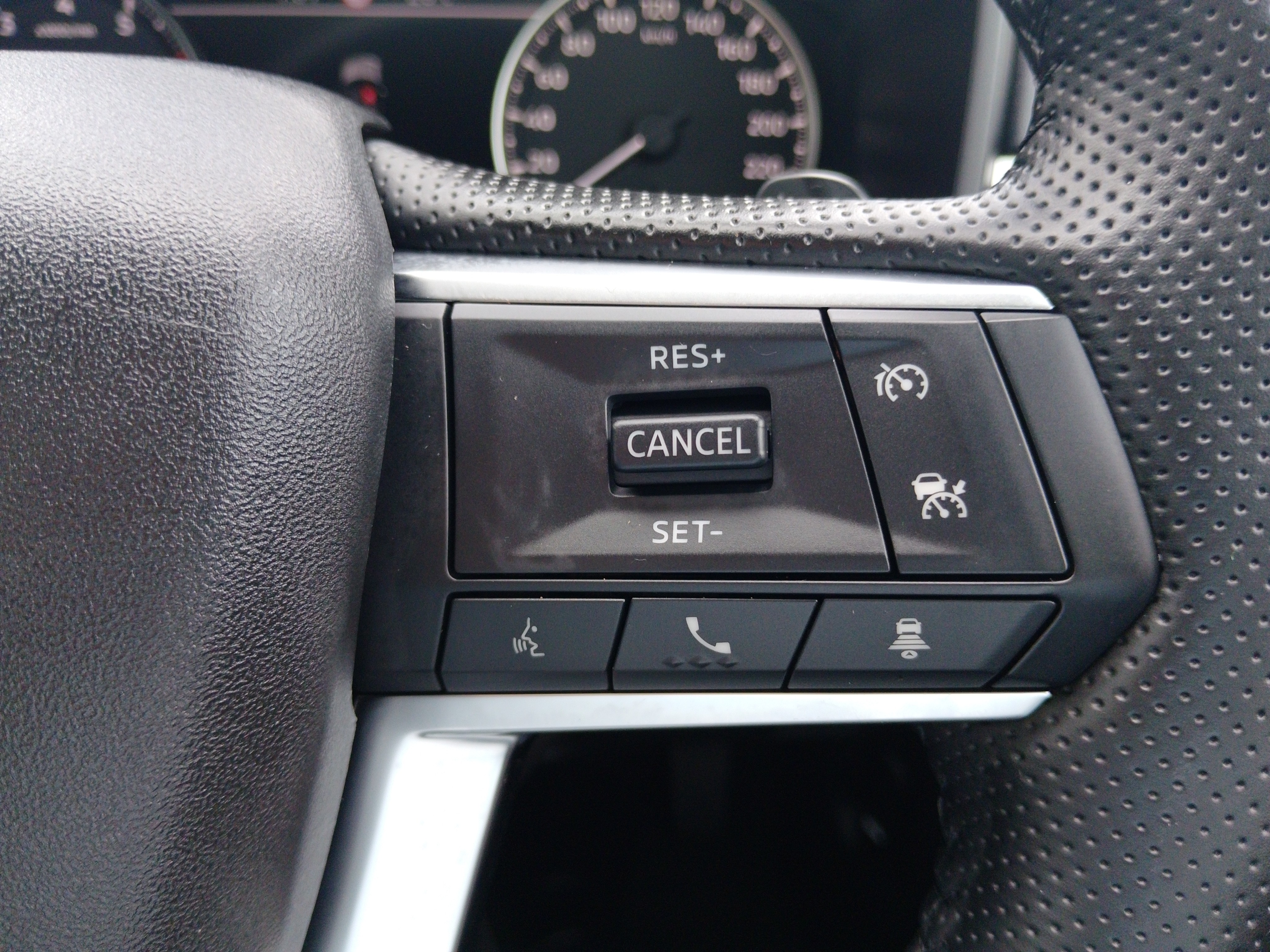 2023 MY24 Mitsubishi Outlander ZM LS SUV Image 24
