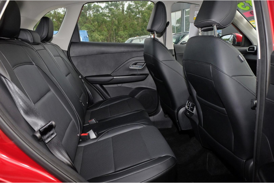 2025 MG ZS ZS32 Essence SUV Image 9