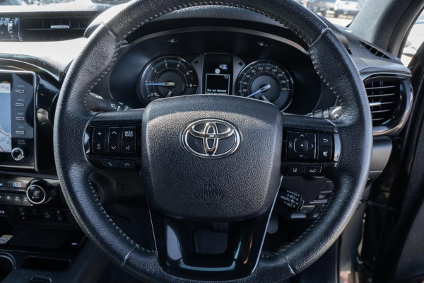 2025 Toyota HiLux GUN126R Rogue 48V Ute Image 15