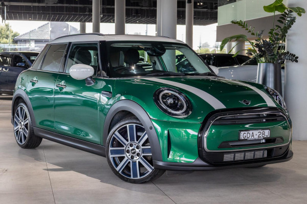 MINI Cooper C Classic F55 LCI-2