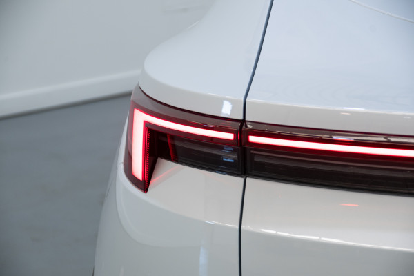 2024 Polestar 4 Long range Single motor Coupe Image 11